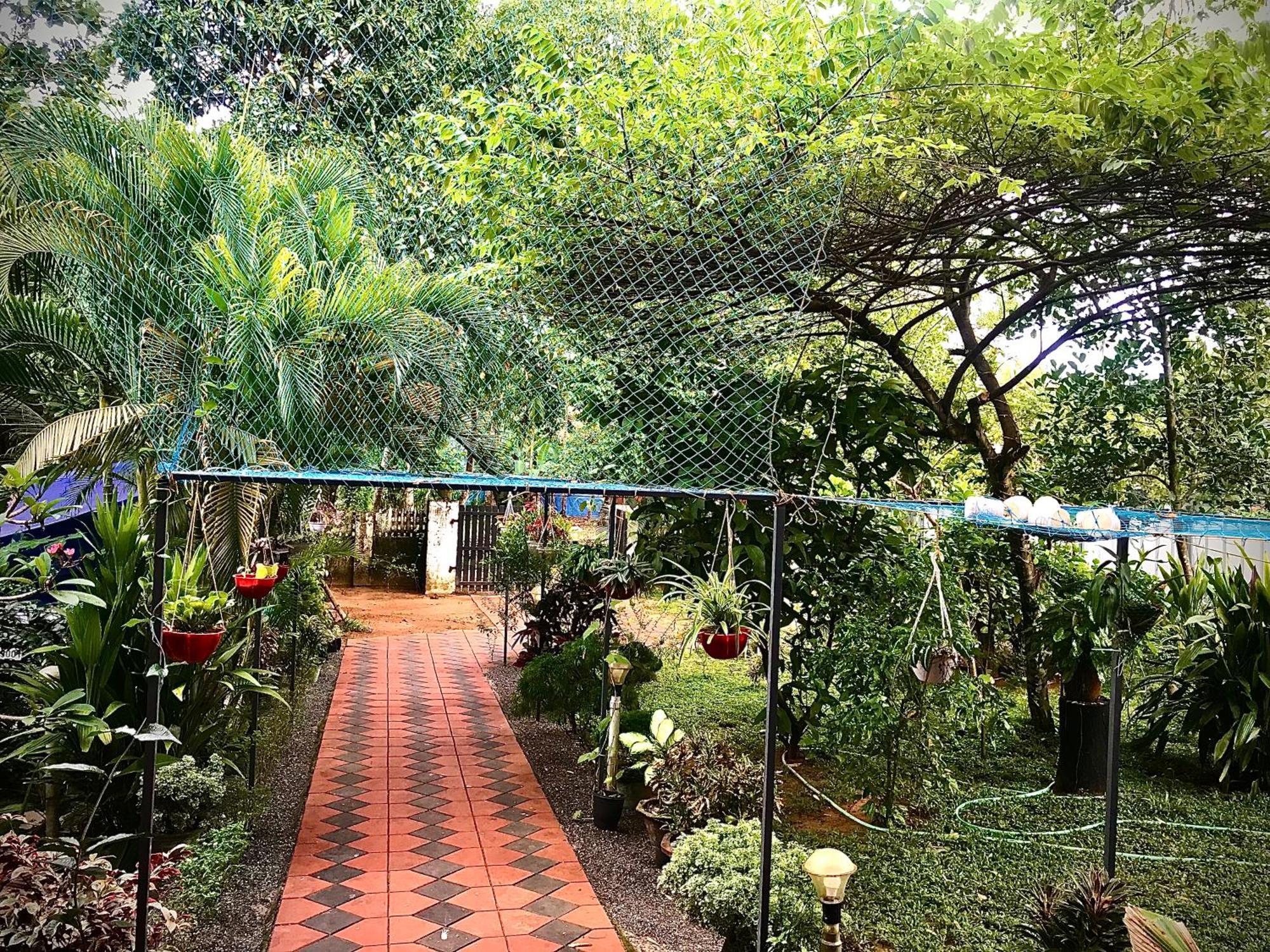 Marari Charlys Homestay Alappuzha Luaran gambar